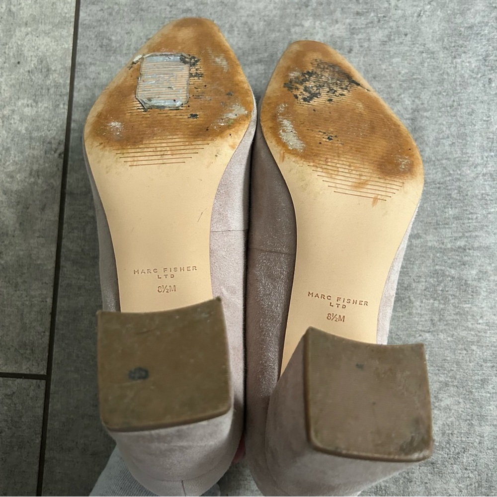 Marc Fisher LTD Zala suede block heel pump 8.5 - Picture 6 of 6